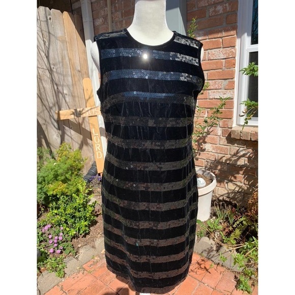 Laundry by Shelli Segal Black Sequin Striped Dress - Picture 3 of 11